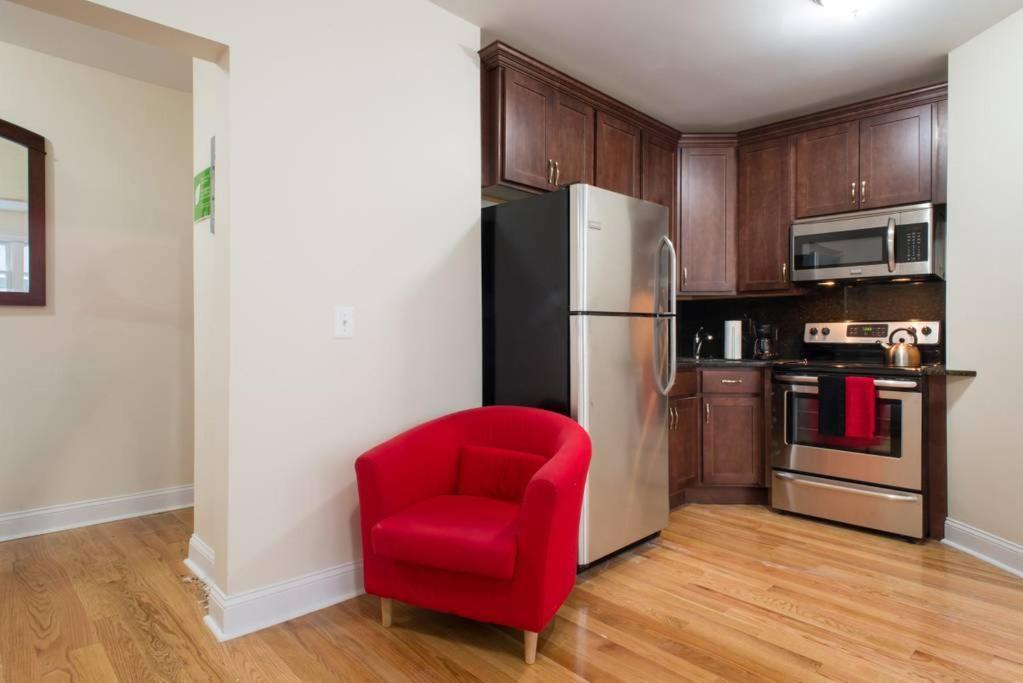 Stunning 2 Bedroom Apartment By Boston University With Parking Exterior photo